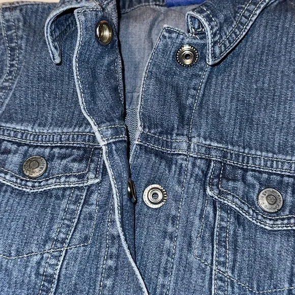 Genuine Kids from Oshkosh Jean Jacket w/snaps ~ 24 mos ~ - Picture 3 of 5